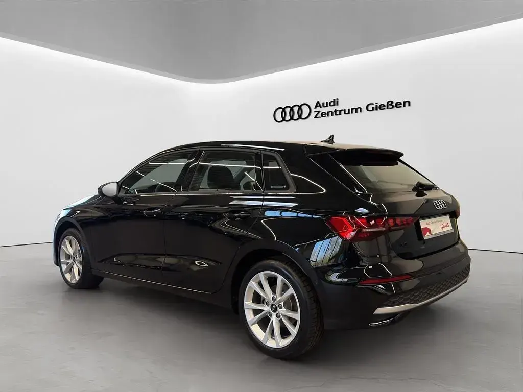 Gebraucht Audi A3 Advanced 150 PS (110 kW) 2025 Schwarz Limousine
