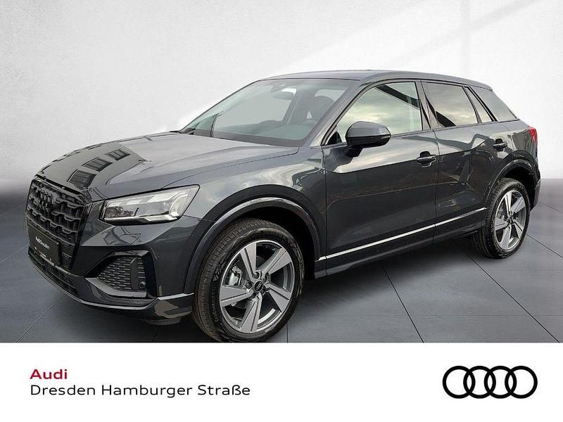 Neu Audi Q2 Advanced Plus 150 PS (110 kW) 2025 Manhattangrau metallic SUV