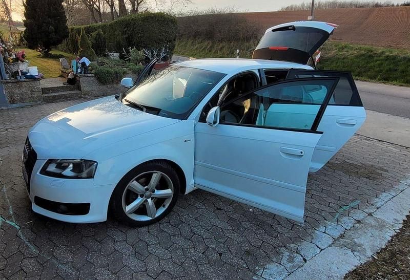 Gebraucht Audi A3 S-Line 160 PS (117 kW) 2009 Weiß Kleinwagen