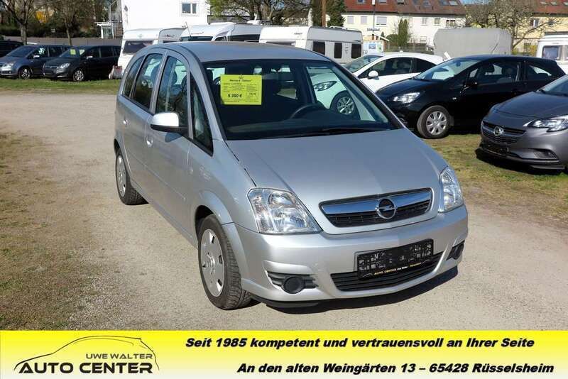 Silber Gebraucht 2009 Opel Meriva Edition Van / Kleinbus | 5.390 € (Teuer) - Bild 1/4