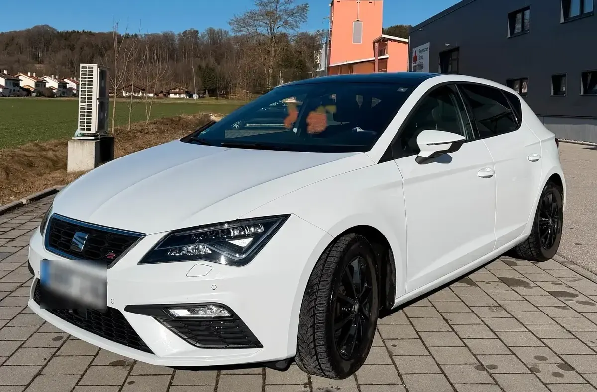 Gebraucht Seat Leon FR 150 PS (110 kW) 2017 Weiß Limousine