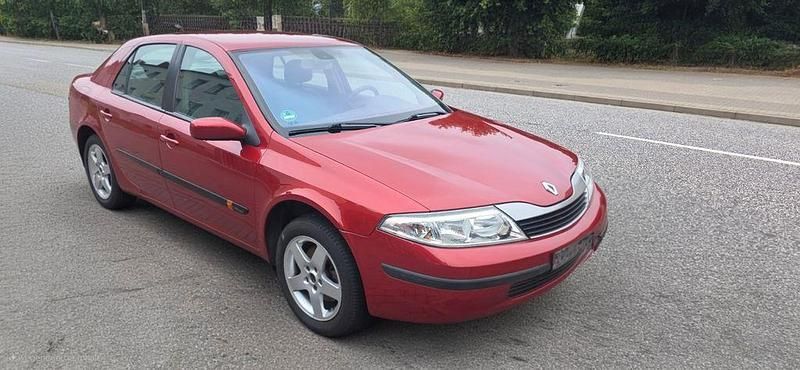Rot Gebraucht 2003 Renault Laguna II Authentique Limousine | 2.500 € (Teuer) - Bild 1/4