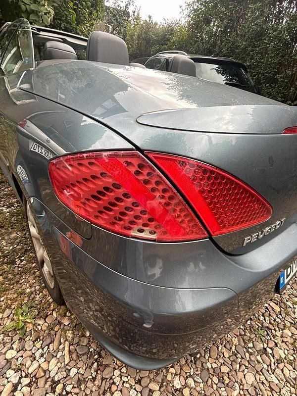 Silber Gebraucht 2008 Peugeot 307 CC Cabrio | 2.500 € (Guter Preis) - Bild 1/4