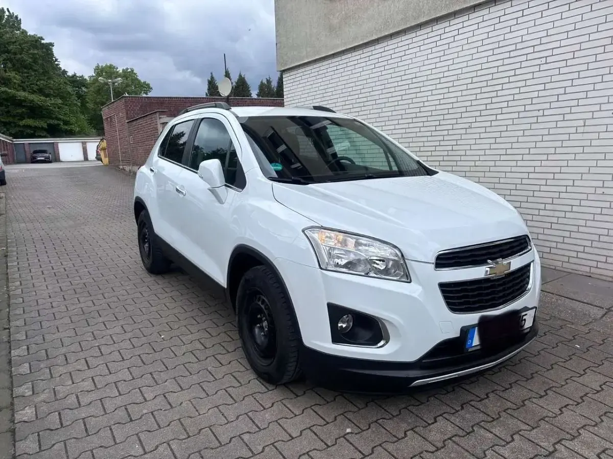 Używany Chevrolet Trax LT 140 KM (102 kW) 2014 Biały SUV