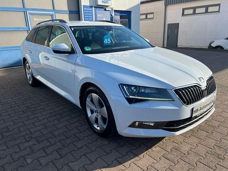 Gebraucht Skoda Superb Ambition 190 PS (139 kW) 2016 Weiß Kombi