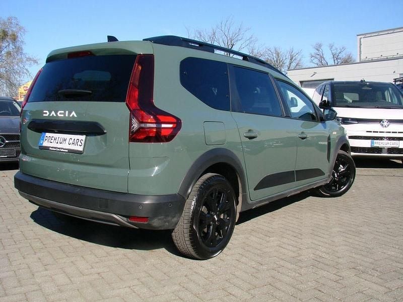 Gebraucht Dacia Jogger Extreme 110 PS (80 kW) 2023 Grün Van / Kleinbus