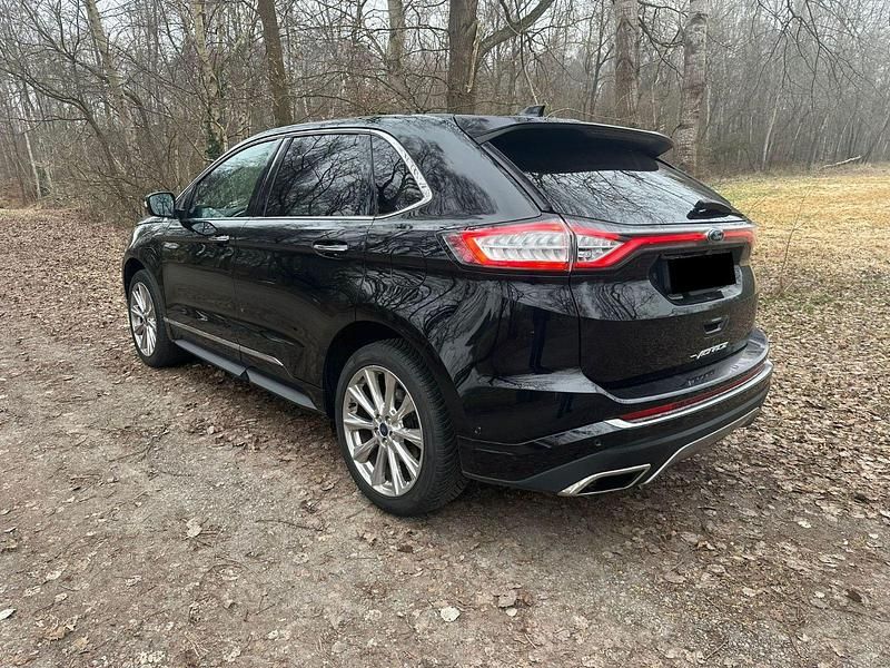 Gebraucht Ford Edge Vignale 209 PS (153 kW) 2018 Schwarz SUV