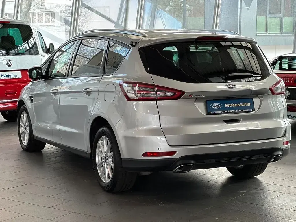Gebraucht Ford S-MAX Business Edition 190 PS (139 kW) 2019 Silber Van / Kleinbus