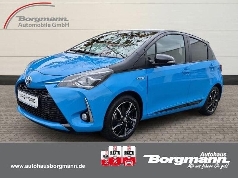 Hellblau Gebraucht 2018 Toyota Yaris Hybrid Limousine | 15.450 € (Fairer Preis) - Bild 1/4