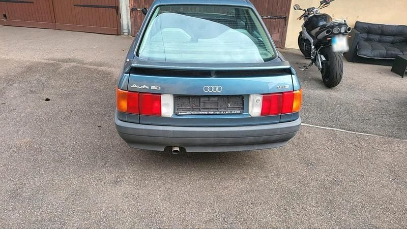 Second-hand Audi 80 90 CP (66 kW) 1987 Gri Berlinǎ