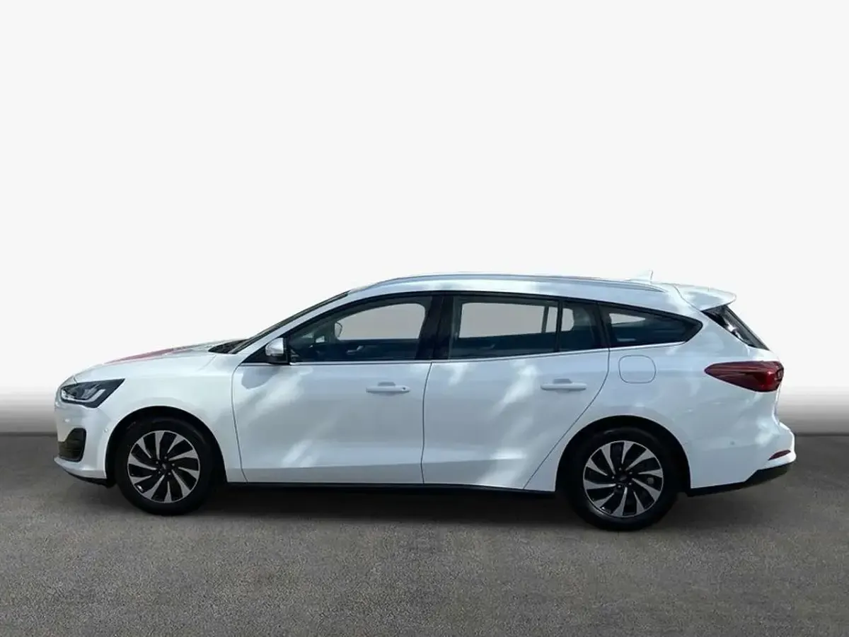 Gebraucht Ford Focus Titanium 155 PS (114 kW) 2025 Frozen white Kombi