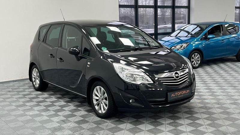 Gebraucht Opel Meriva 101 PS (74 kW) 2012 Schwarz Van / Kleinbus