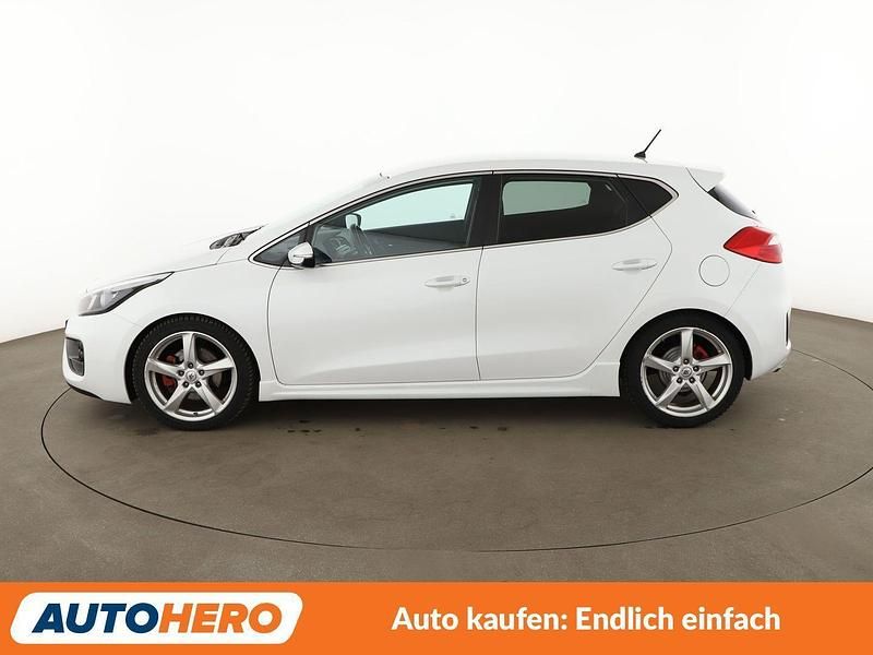 Gebraucht Kia Ceed GT-Challenge 204 PS (150 kW) 2015 Weiß Kleinwagen