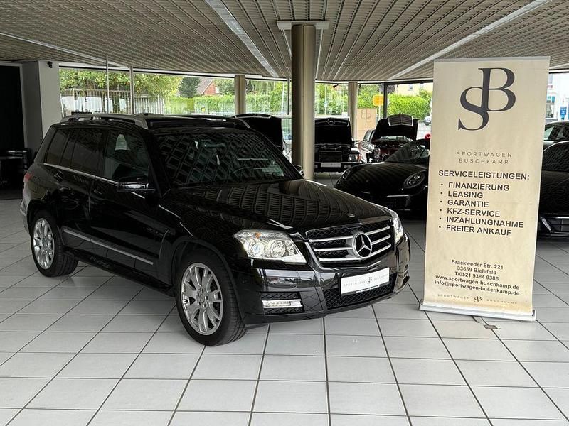 Obsidianschwarz metalliclack Gebraucht 2010 Mercedes GLK350 SUV | 20.900 € (Teuer) - Bild 1/4