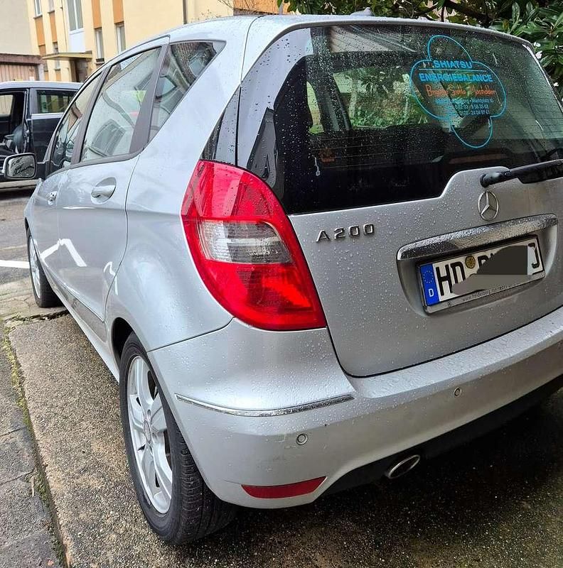 Gebraucht Mercedes A200 Avantgarde 140 PS (102 kW) 2009 Silber Limousine
