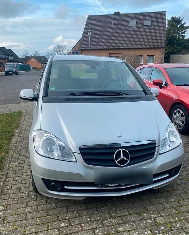 Gebraucht Mercedes A160 82 PS (60 kW) 2008 Silber Limousine