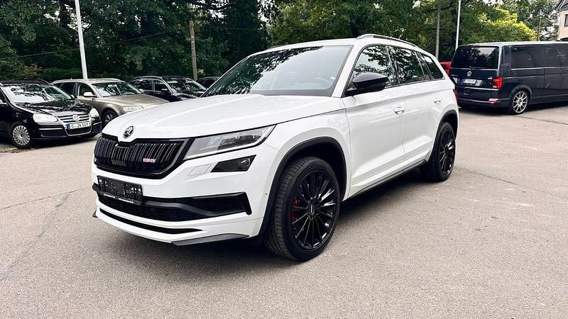 Weiß Gebraucht 2021 Skoda Kodiaq RS SUV | 33.900 € (Fairer Preis) - Bild 1/4