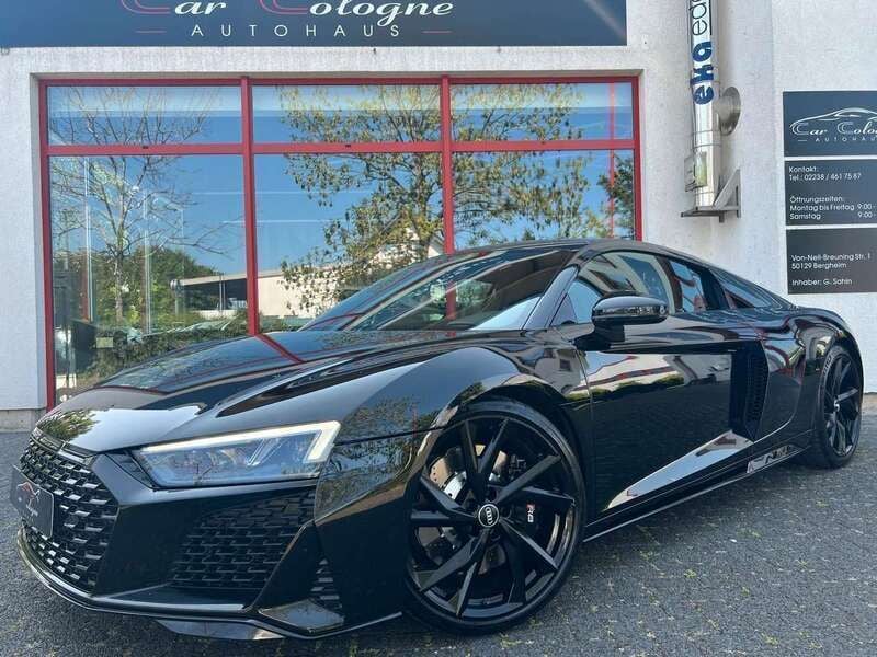 Mythosschwarz metallic Gebraucht 2021 Audi R8 Coupé Sport Coupé | 109.798 € (Etwas zu teuer) - Bild 1/4