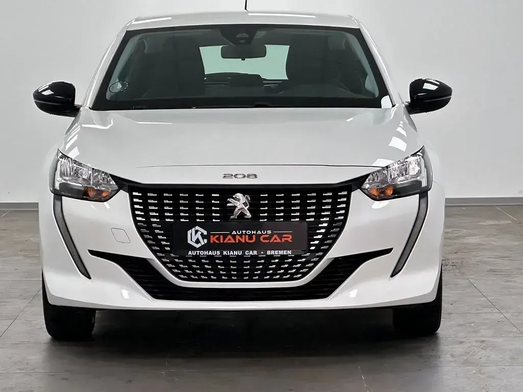 Gebraucht Peugeot 208 Active 75 PS (55 kW) 2022 Blanc banquise Kleinwagen