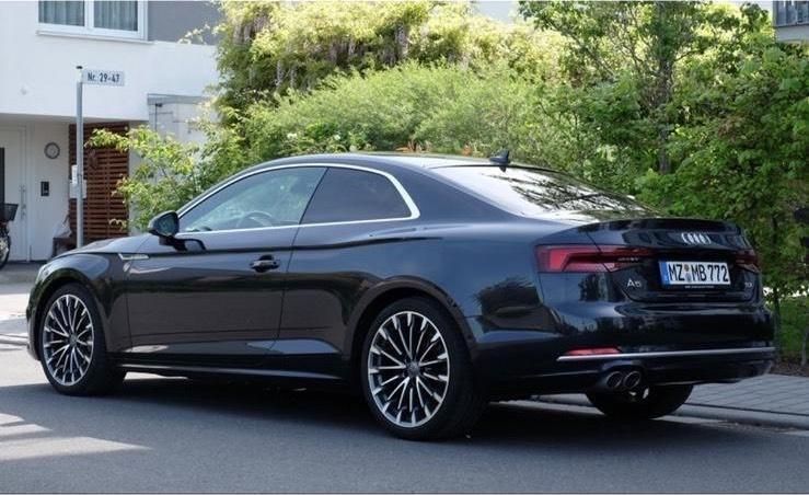 Blau Gebraucht 2018 Audi A5 Sport Coupé | 25.500 € (Fairer Preis) - Bild 1/4