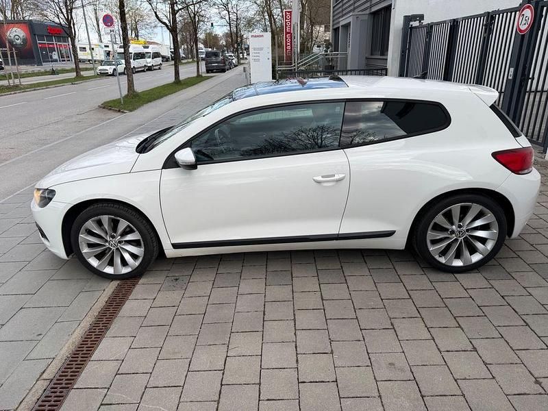Second-hand VW Scirocco 200 CP (147 kW) 2008 Alb