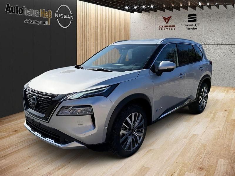 Schwarz Neu 2025 Nissan X-Trail Tekna+ SUV | 45.490 € - Bild 1/4