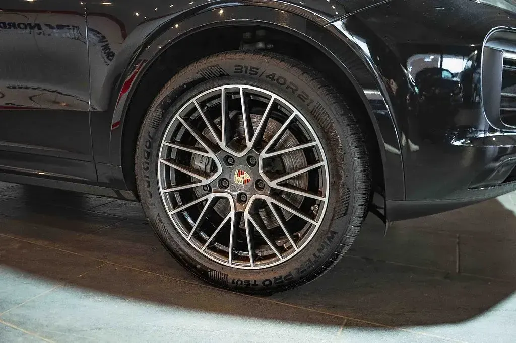 Gebraucht Porsche Cayenne S Sport 441 PS (324 kW) 2018 Schwarz SUV