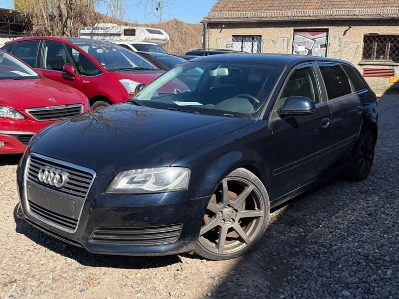 Gebraucht Audi A3 Sportback Ambiente 125 PS (91 kW) 2009 Blau Kleinwagen