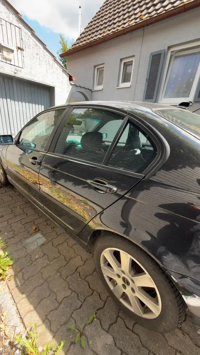 Gebraucht BMW 316 116 PS (85 kW) 2004 Schwarz Limousine