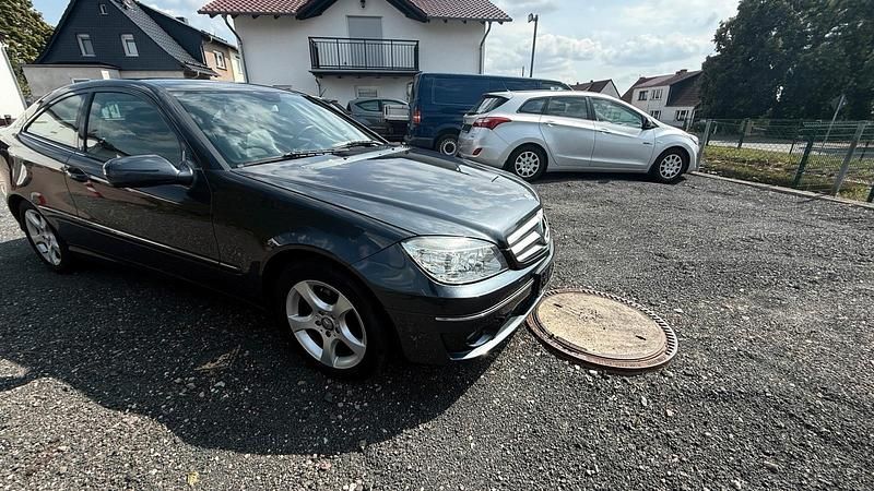 Grau Gebraucht 2009 Mercedes CLC180 Kleinwagen | 2.500 € (Superpreis) - Bild 1/4