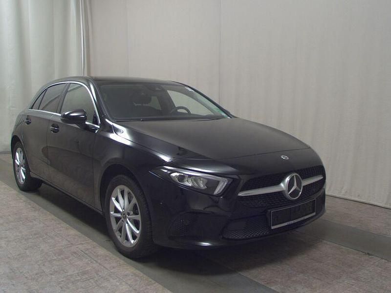 Gebraucht Mercedes A250 Progressive 218 PS (160 kW) 2022 Nachtschwarz unilack Limousine