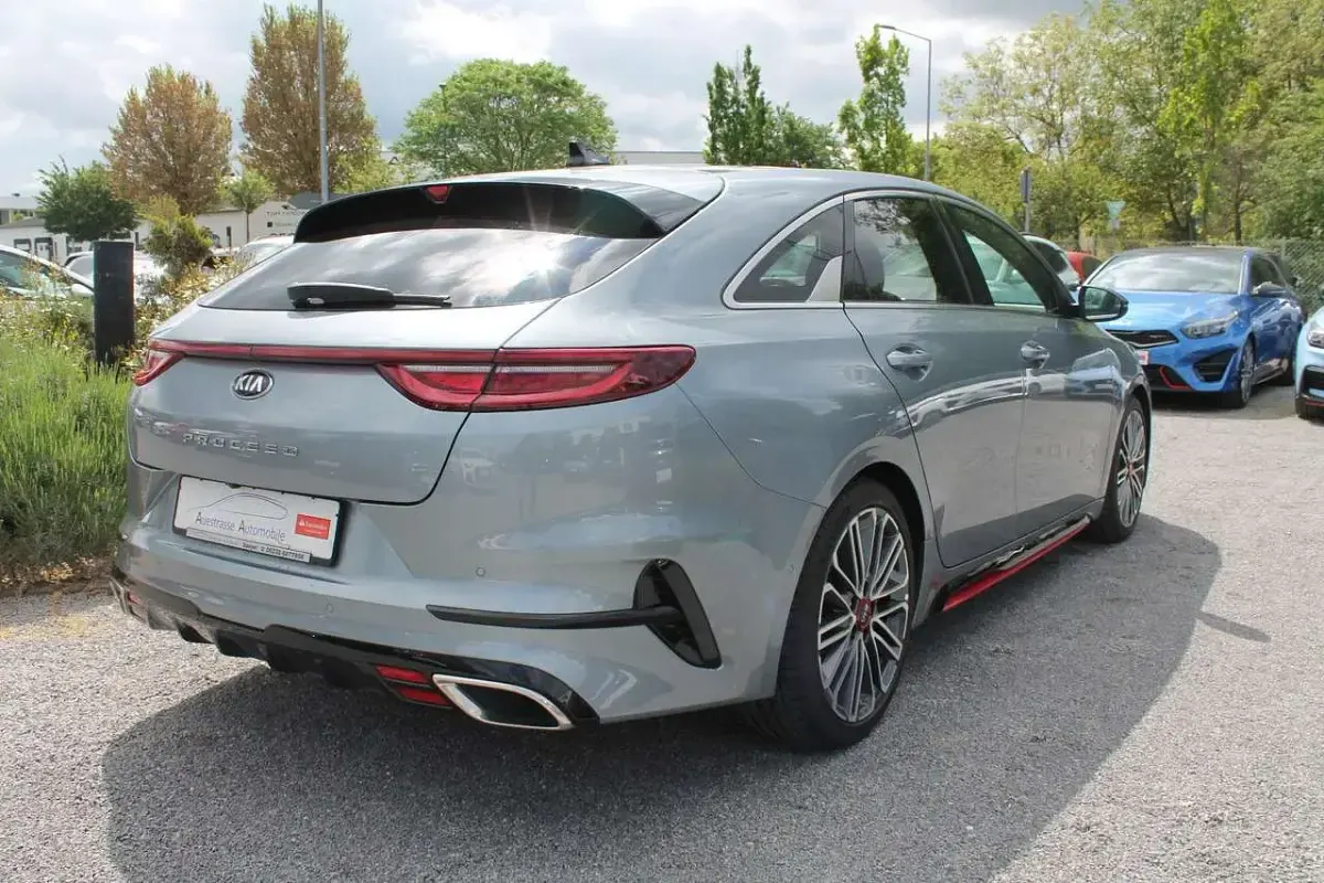 Gebraucht Kia ProCeed GT 204 PS (150 kW) 2021 Silber Kombi