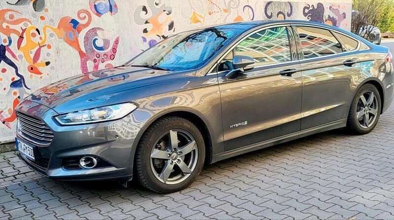 Grau Gebraucht 2018 Ford Mondeo Limousine | 19.900 € (Teuer) - Bild 1/4