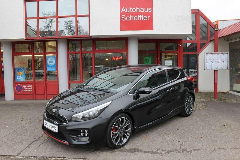 Gebraucht Kia ProCeed GT-Challenge 204 PS (150 kW) 2014 (1k) zilinaschwarz met. Coupé