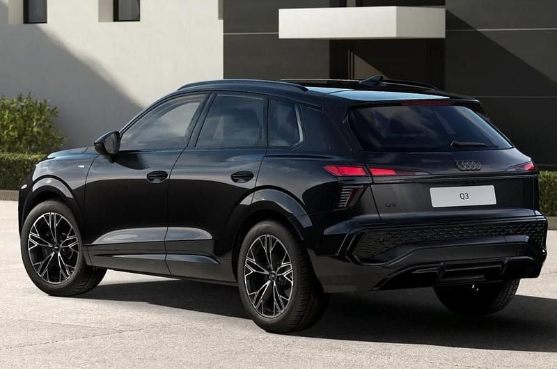 Ny Audi Q3 Advanced 150 HK (110 kW) 2026 Sort SUV