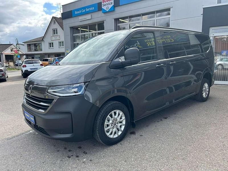 Neu VW T7 Style 150 PS (110 kW) 2025 Graphite dust metallic Van