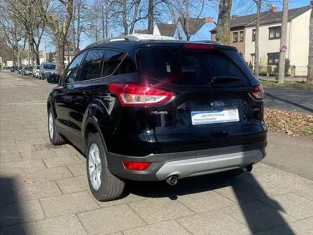 Gebraucht Ford Kuga Trend 150 PS (110 kW) 2016 Schwarz SUV