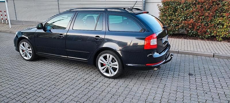 Schwarz Gebraucht 2013 Skoda Octavia RS Kombi | 7.500 € (Fairer Preis) - Bild 1/4