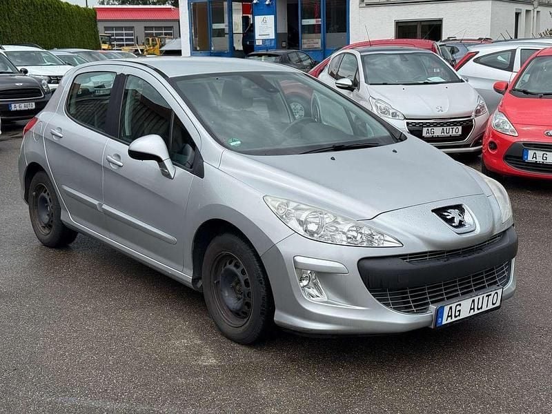 Aluminiumgrau/metallic Gebraucht 2010 Peugeot 308 Premium Kleinwagen | 1.700 € (Superpreis) - Bild 1/4