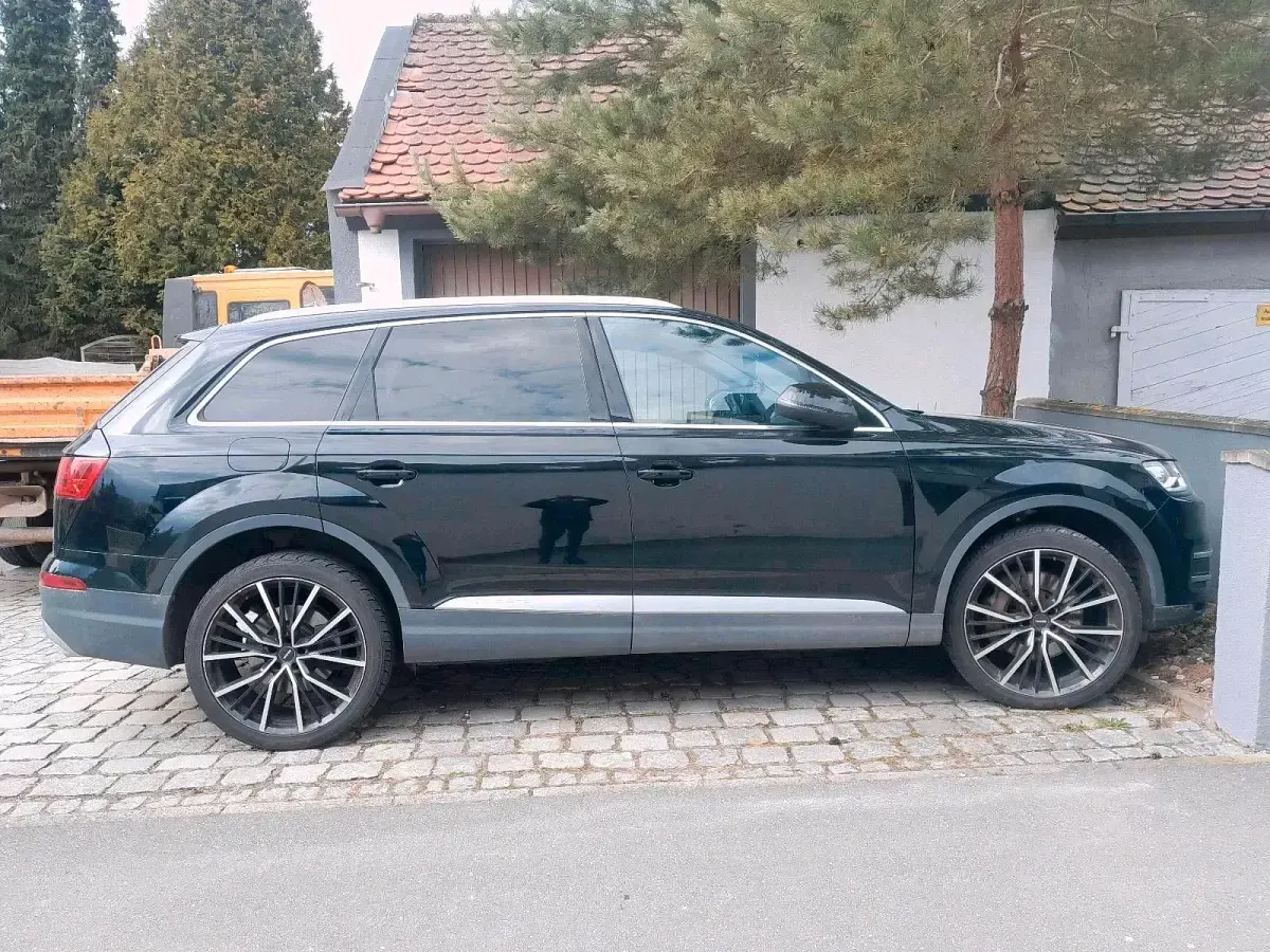 Gebraucht Audi Q7 218 PS (160 kW) 2016 Schwarz SUV