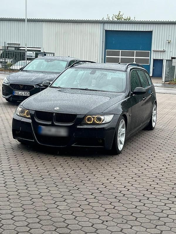Schwarz Gebraucht 2007 BMW 325 M Sport Kombi | 5.500 € (Fairer Preis) - Bild 1/4