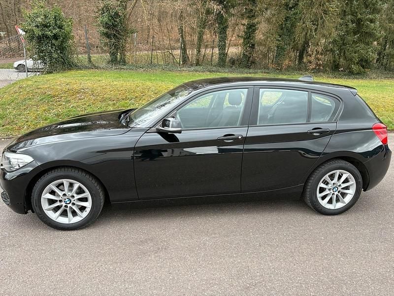 Gebraucht BMW 118 Advantage 136 PS (100 kW) 2018 Schwarz Kleinwagen