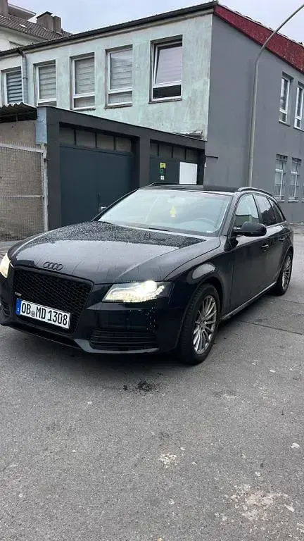 Gebraucht Audi A4 Ambiente 160 PS (117 kW) 2010 Schwarz Kombi