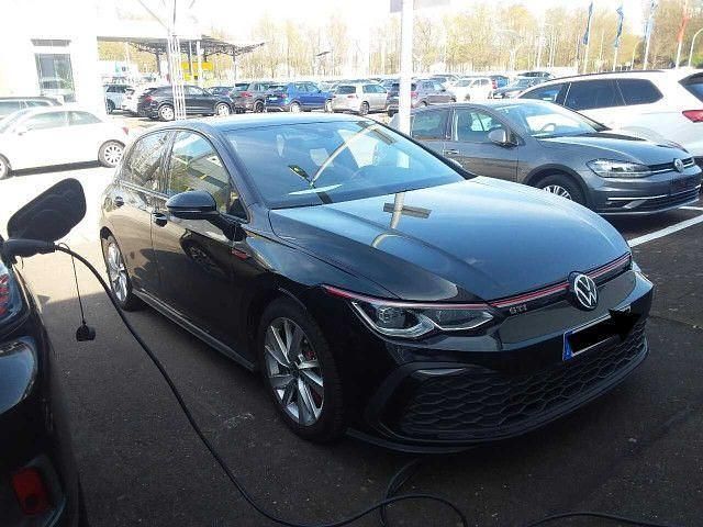 Gebraucht VW Golf VIII GTI 245 PS (180 kW) 2022 Deep black perleffekt (metallic) Limousine