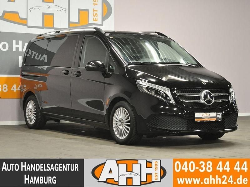 Gebraucht Mercedes V220 Sport 163 PS (119 kW) 2022 Schwarz Van / Kleinbus