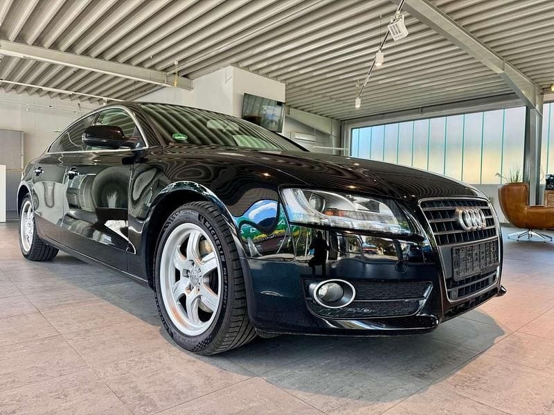 Brillantschwarz Gebraucht 2011 Audi A5 Coupé | 6.950 € (Fairer Preis) - Bild 1/4