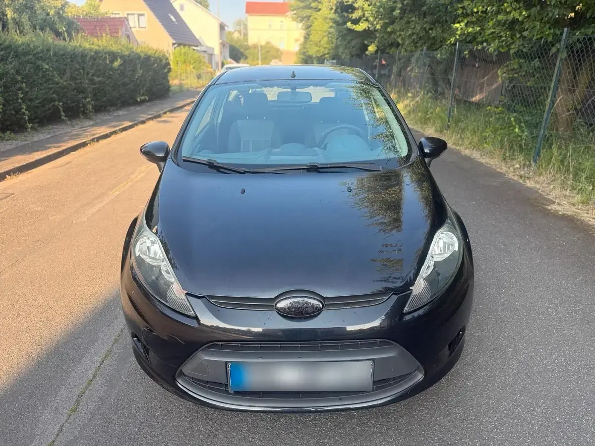 Gebraucht Ford Fiesta 65 PS (47 kW) 2009 Blau Kleinwagen