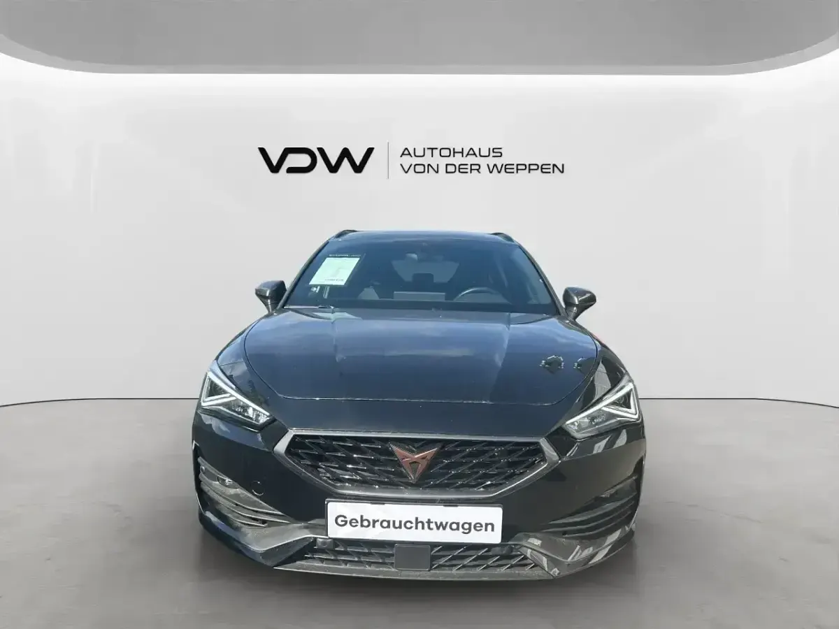 Gebraucht Cupra Leon VZ 300 PS (220 kW) 2024 Schwarz Kombi