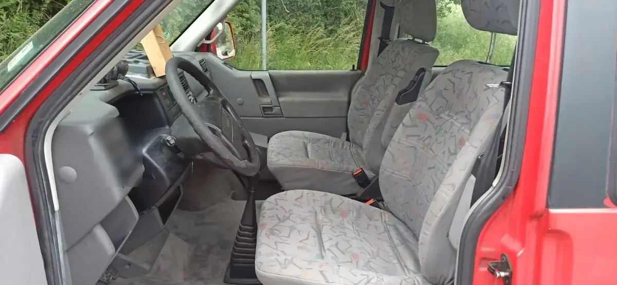 Gebraucht VW T4 102 PS (75 kW) 1996 Rot Van