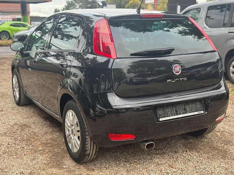 Gebraucht Fiat Punto 69 PS (50 kW) 2016 Schwarz Kleinwagen